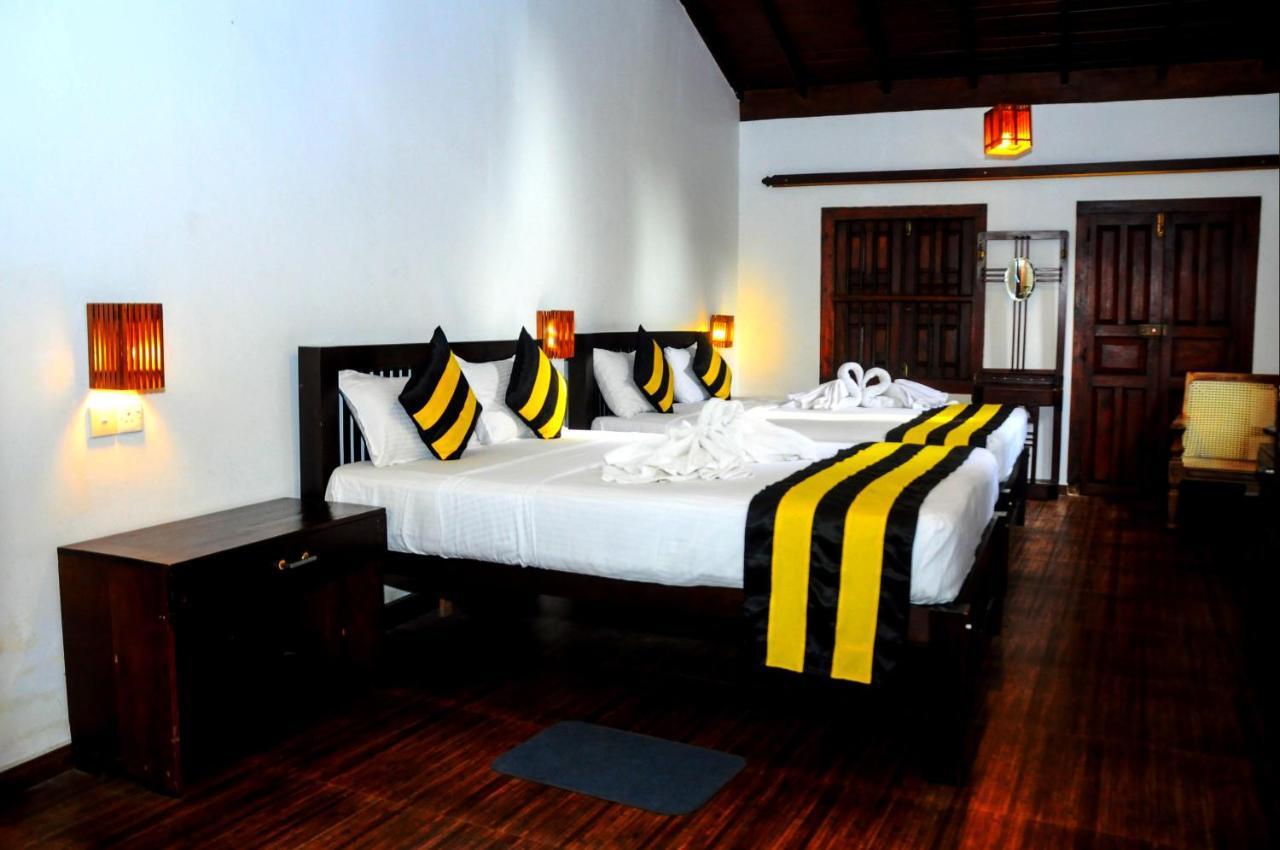 Happy Banana Hotel Unawatuna Εξωτερικό φωτογραφία