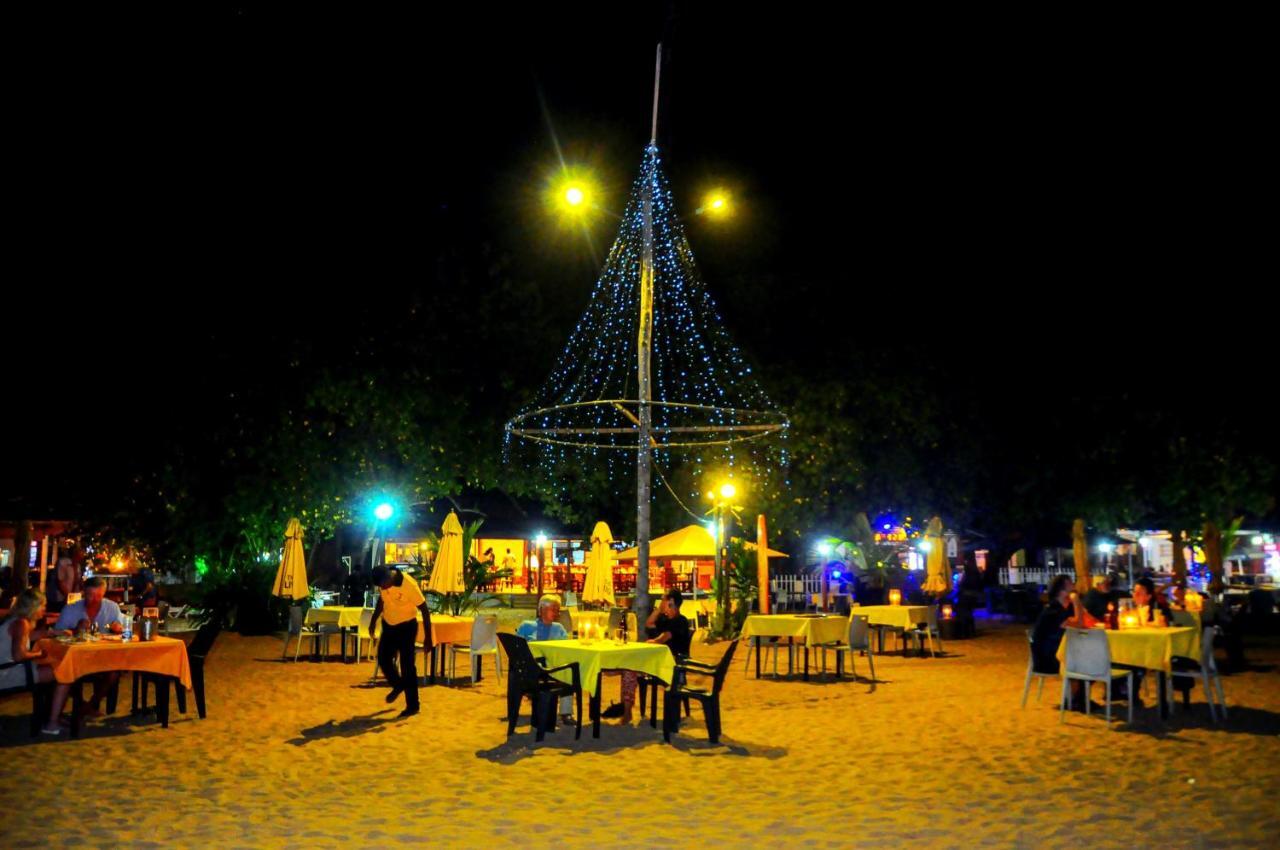 Happy Banana Hotel Unawatuna Εξωτερικό φωτογραφία